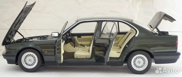 BMW E 34, 1/18, Minichamps