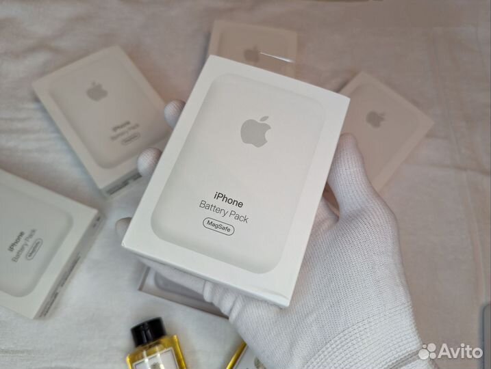 Повербанк apple Magsafe battery pack apple