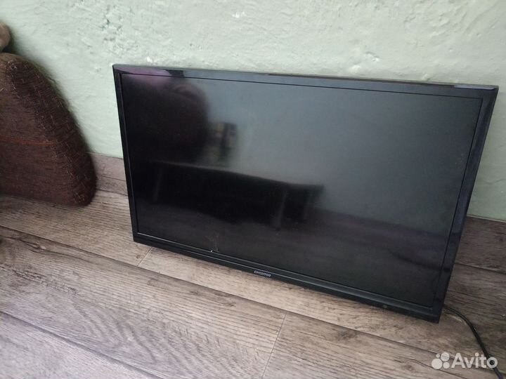 Телевизор SMART tv 43 бу
