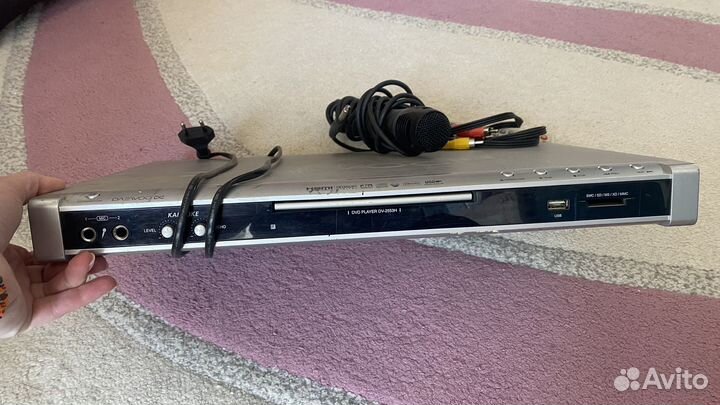 DVD плеер Daewoo с караоке