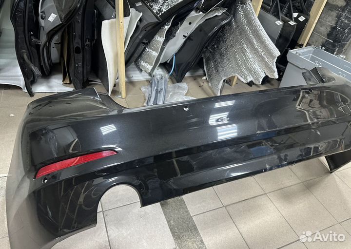 Бампер задний BMW G30 475 Black sapphire в сборе