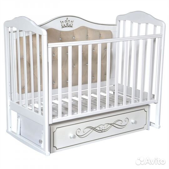 Детская кровать Helen7 с мягкой стенкой, маятником