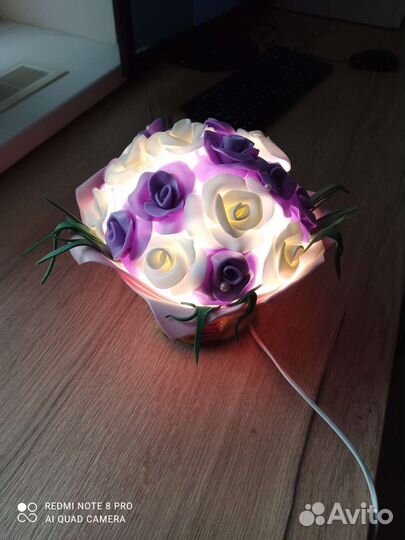 Светильник с цветочками