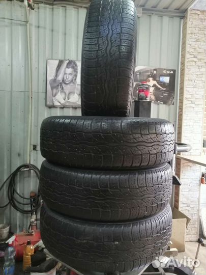 Bridgestone Blizzak LM-500 225/65 R17