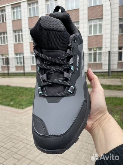 Кроссовки adidas gore tex 45-49