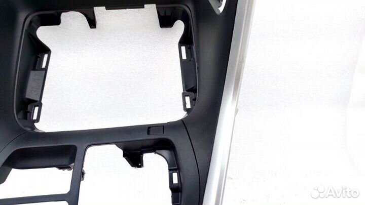 Б/У Б/У Накладка консоли Накладка центральной