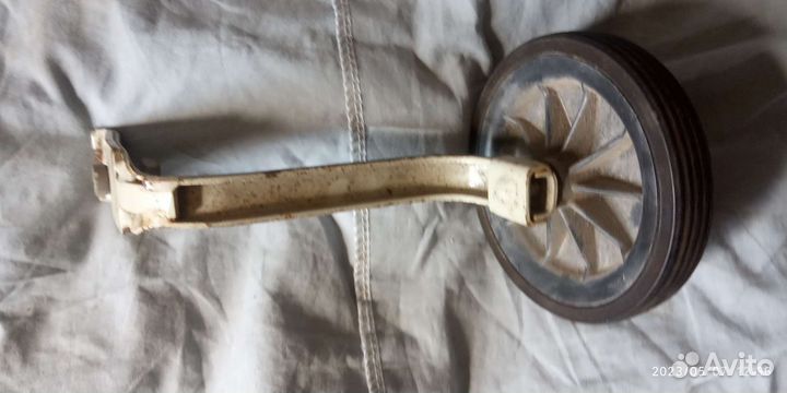 Колёсик для велосипеда