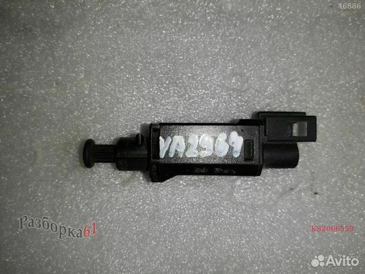 Датчик сигнала тормоза volkswagen golf 4