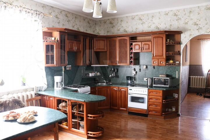 Коттедж 240 м² на участке 15 сот.