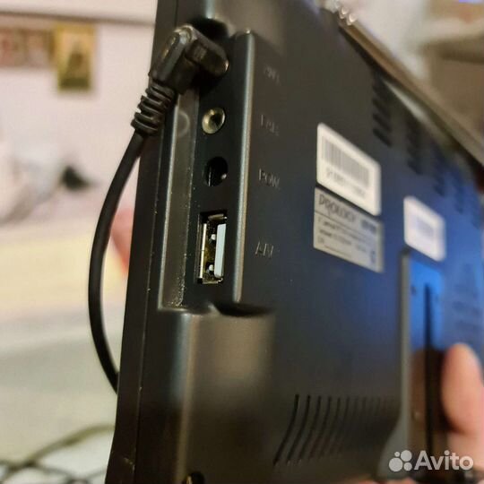 Автотелеприемник Prology hdtv-909S