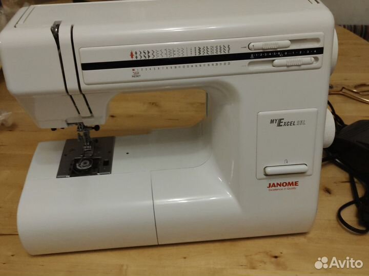 Швейная машина Janome my excel 23 L