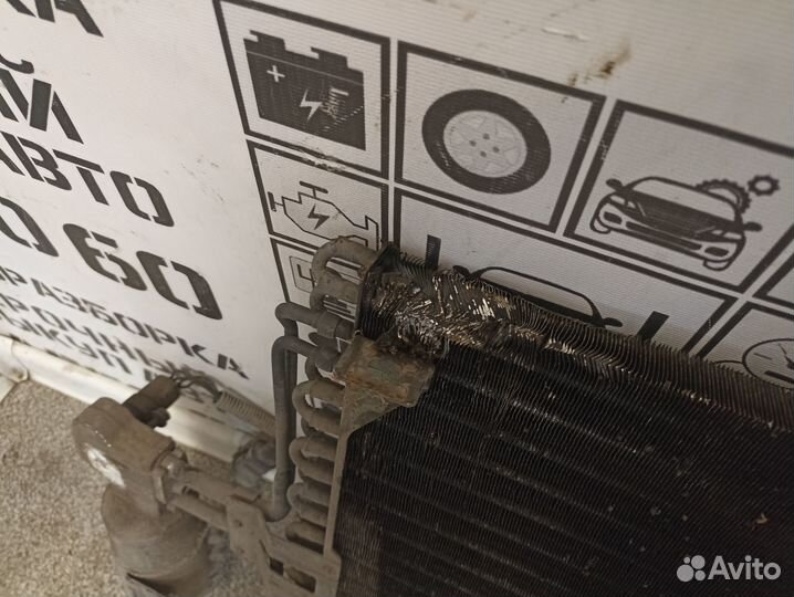 Радиатор кондиционера (конденсер) Renault Laguna 1