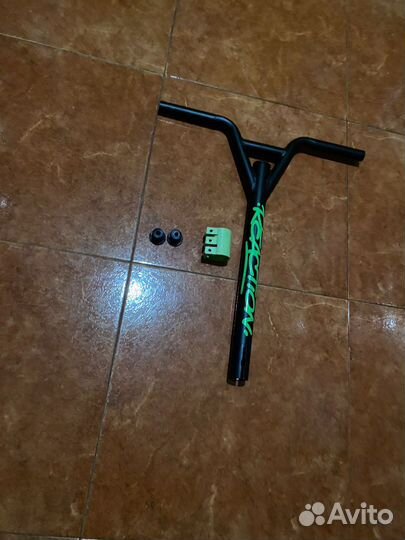 Руль и зажим