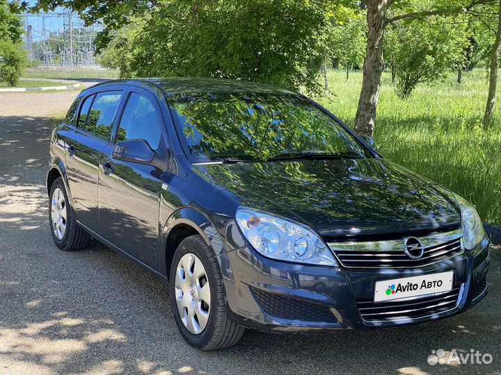 Opel Astra 1.6 AMT, 2011, 141 491 км