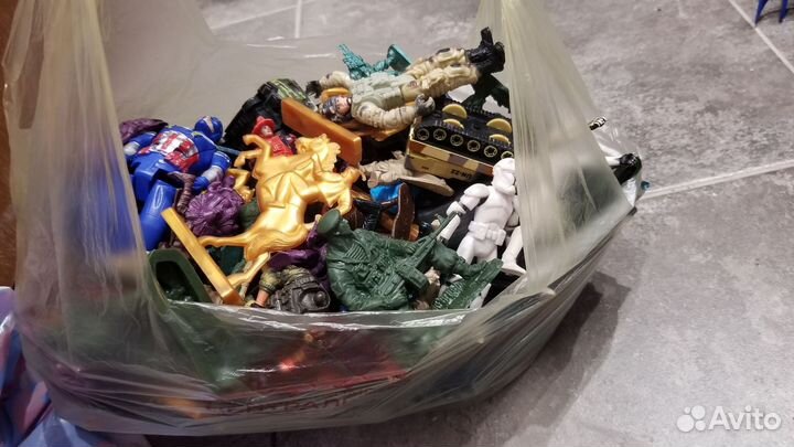 Игрушки для мальчика