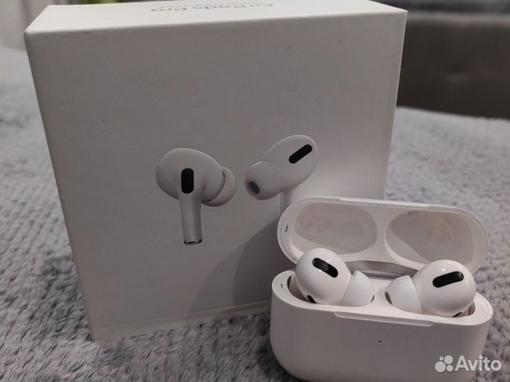 Беспроводные наушники airpods
