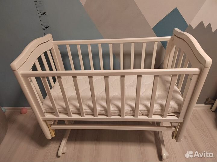 Кроватка колыбель Лили Гандылян