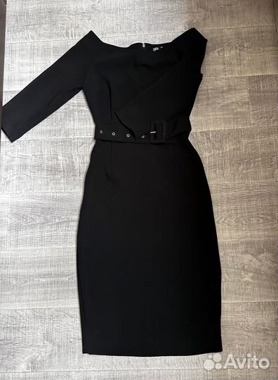 Платье черное zara 40-42 xs