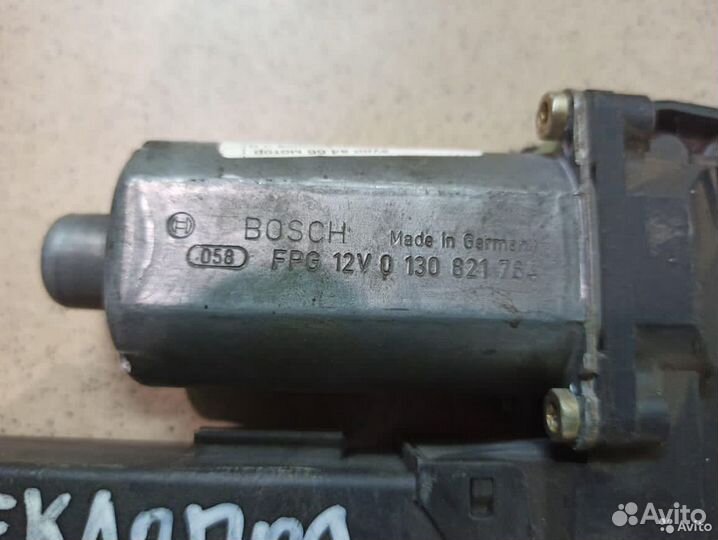 Моторчик стеклоподьемника передний правый Audi а4