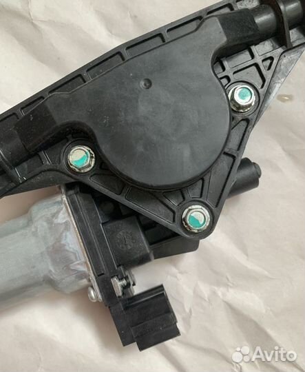 Nissan Teana j32 стеклоподъемник передний правый