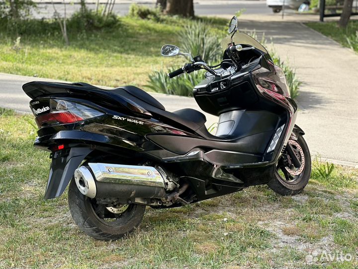 Максискутер Suzuki SkyWave S