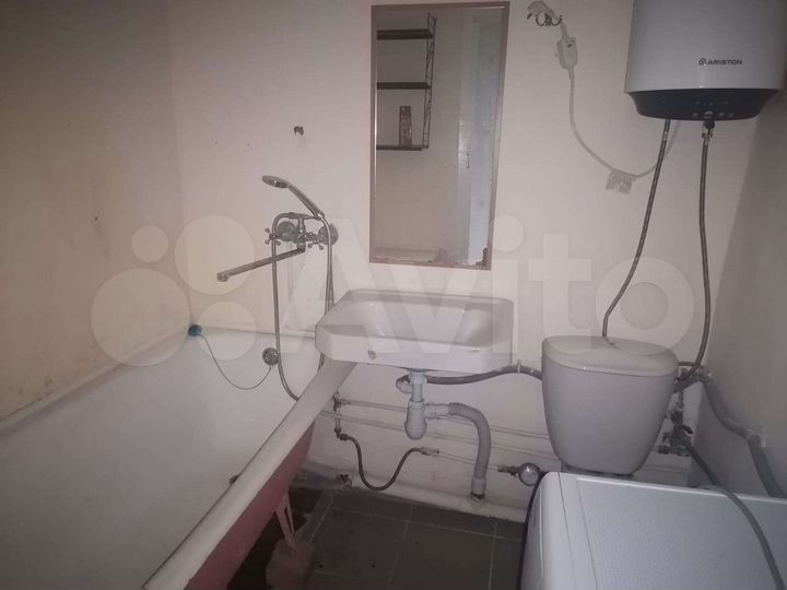 Дом 33,1 м² на участке 1 сот.