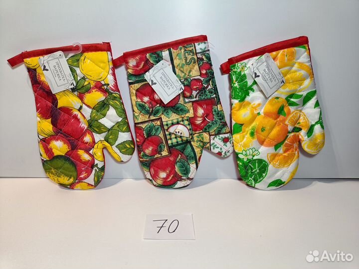 Кухонные мелочи, лопатки, венчики, прихватки