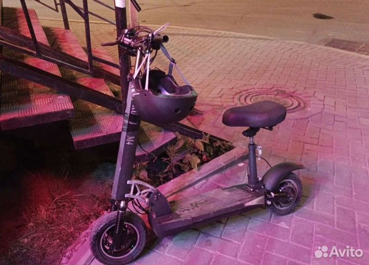 Электросамокат kugoo m4