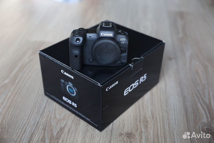 Фотоаппарат Canon R5