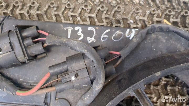 Вентилятор радиатора Volkswagen Touareg, 2005