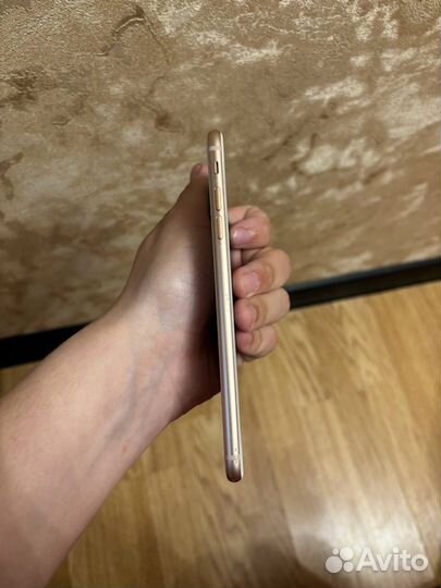 iPhone 8 Plus, 64 ГБ