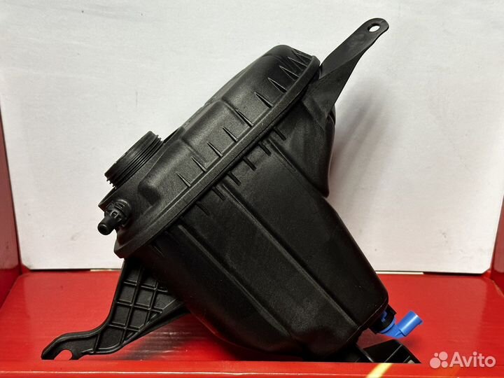 Бачок расширительный системы охлаждения