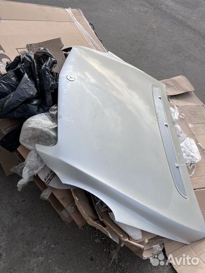 Капот Mercedes-Benz R-Class W251 дорест дефект