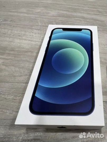 iPhone 12, 64 ГБ