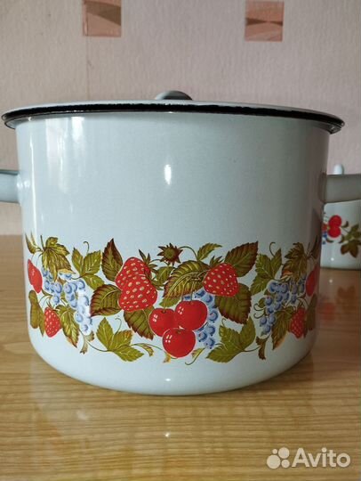 Новый набор эмалированной посуды