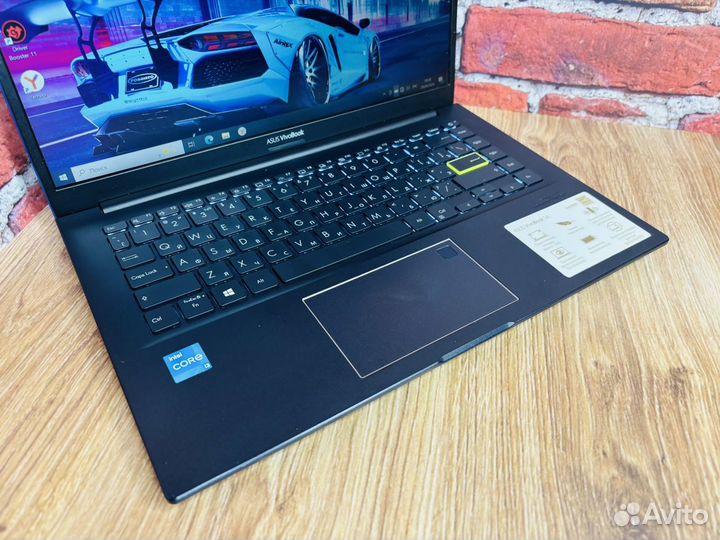 Ультрабук asus VivoBook IPS/ i3/ SSD