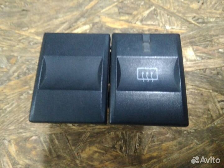 Кнопка обогрева стекла Ford Mondeo 3