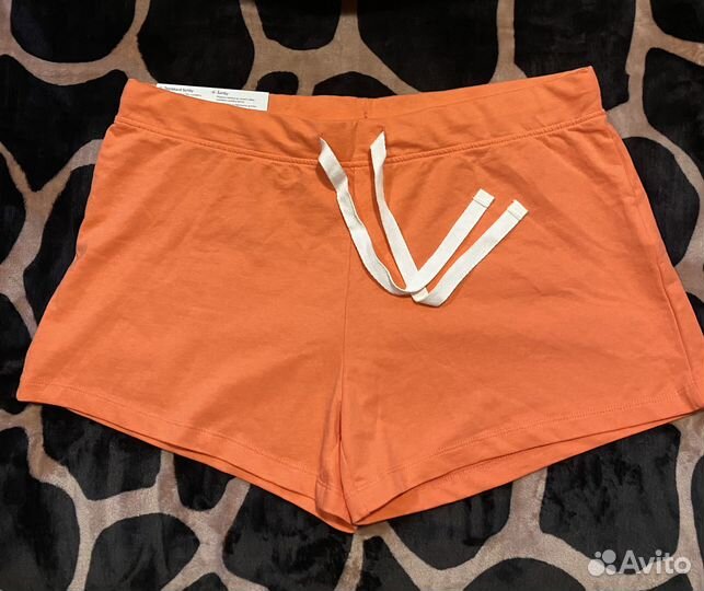Трикотажные шорты женские