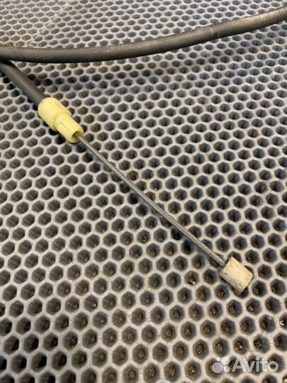 Трос стояночного тормоза Mercedes-Benz Sl500