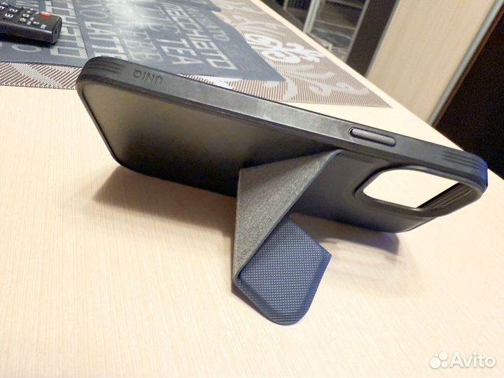 Чехол uniq на iPhone 13 pro max