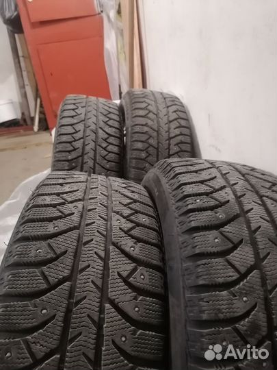 Bridgestone Ice Cruiser 7000S 205/55 R16