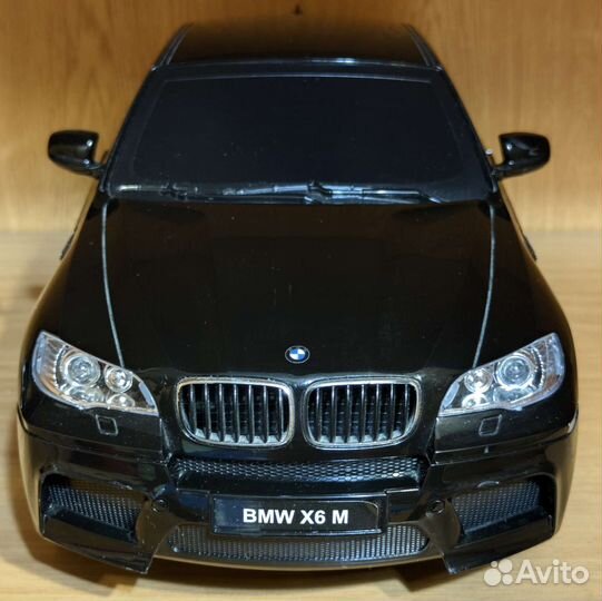 Машина на радиоуправлении BMW X6