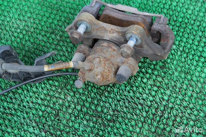 Суппорт тормозной задний правый Mercedes Gl-Class