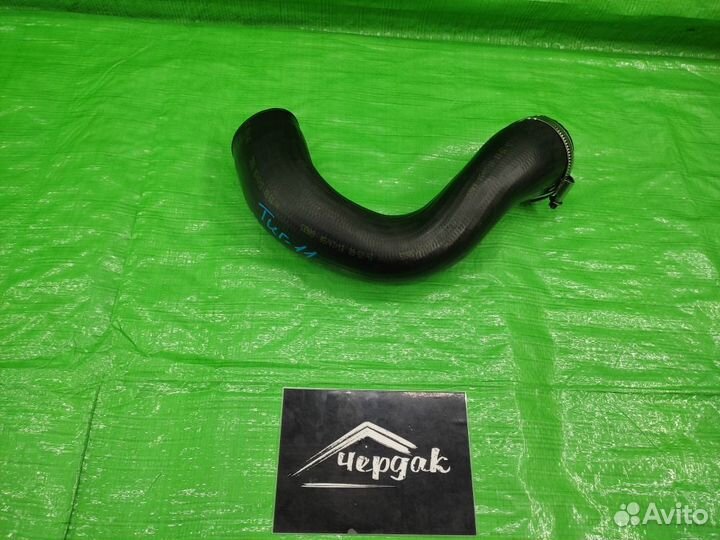 Патрубок интеркулера правый VW Tiguan 2007-2016