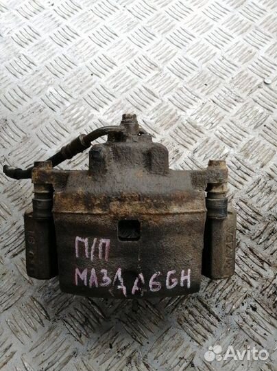 Суппорт передний правый Mazda 6 GH 2.0 LF17