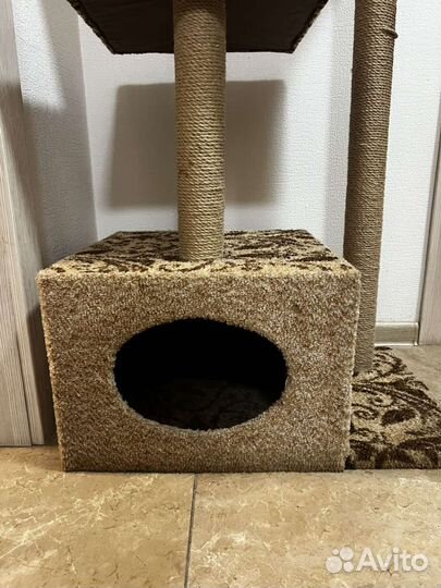 Домик для кошки с когтеточкой