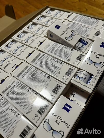 Набор для очистки оптики Zeiss (спрей +салфетка)