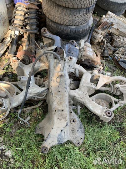 Подрамник Галант 8 правый руль Galant 8