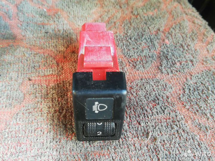 Кнопка Мазда Демио 1