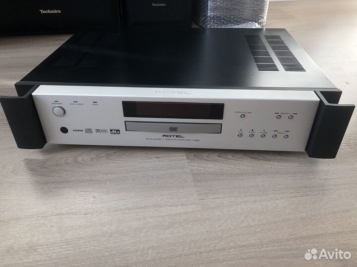 Dvd проигрыватель rotel RDV -1093